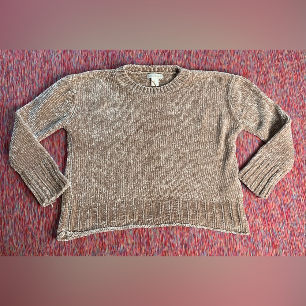 3/$20 Cynthia Rowley Crew Neck Sweater Plush Knit - Picture 4 of 13